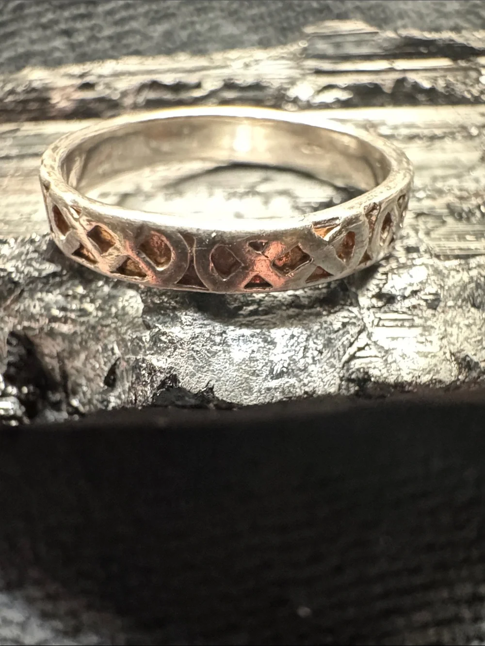 Vintage .925 Sterling Silver Openwork Celtic Knot Eternity Band Ring